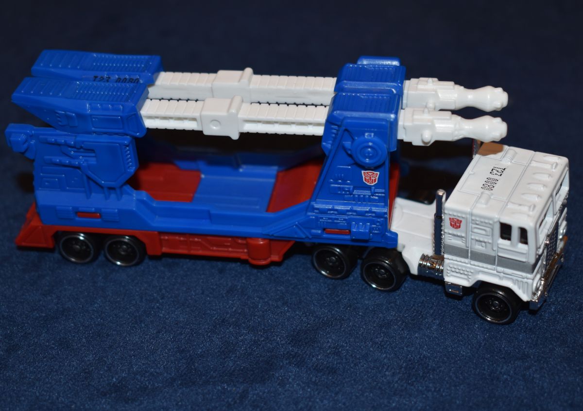 Daily Prime Track Fleet Ultra Magnus Hot Wheels x Transformers New Images Details